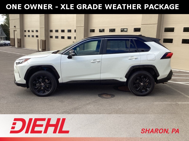 2022 Toyota RAV4 Hybrid XSE photo 4