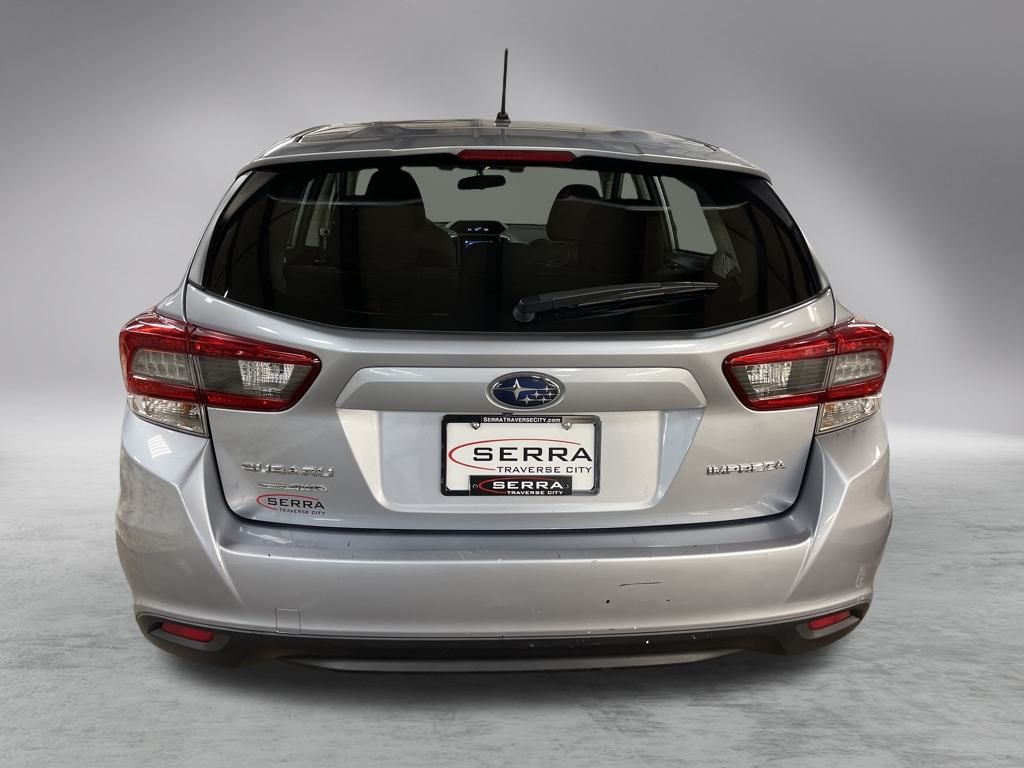 2023 Subaru Impreza Base photo 4