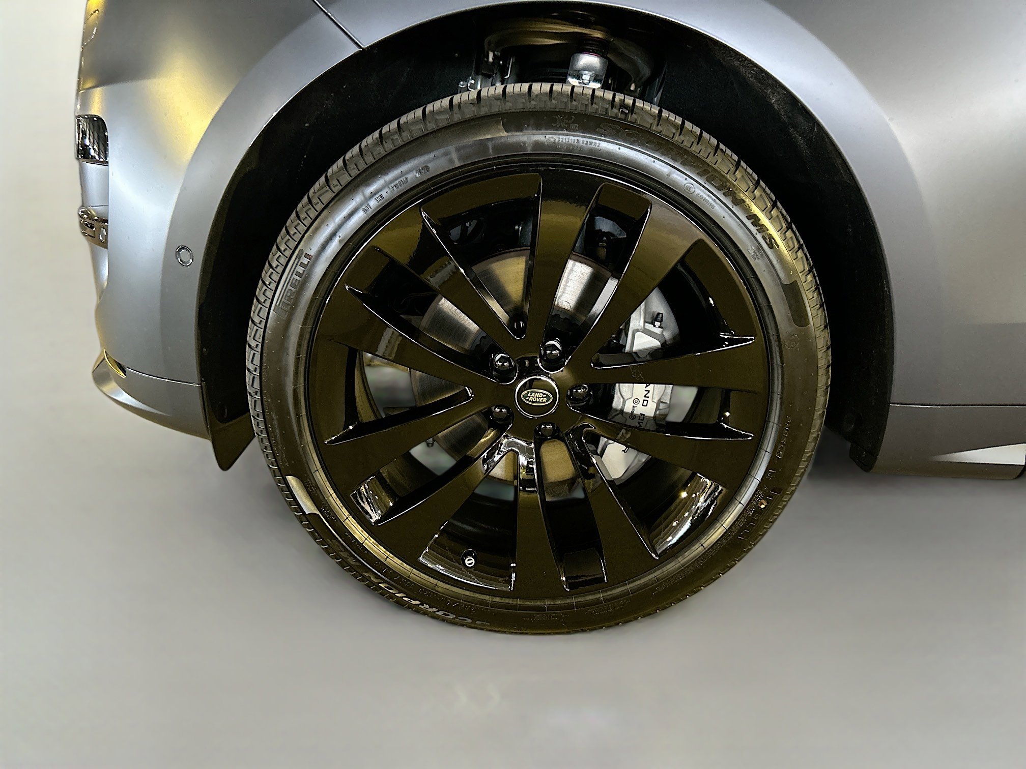 2025 Land Rover Range Rover Sport SE photo 29