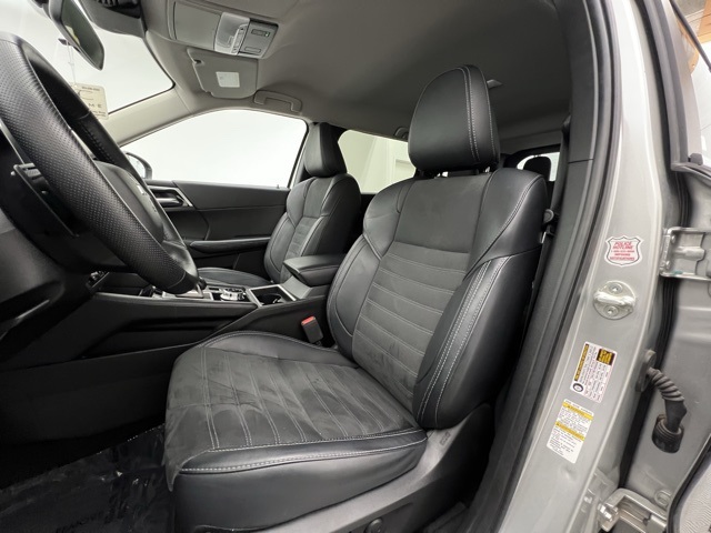 2024 Mitsubishi Outlander SE Ralliart photo 29