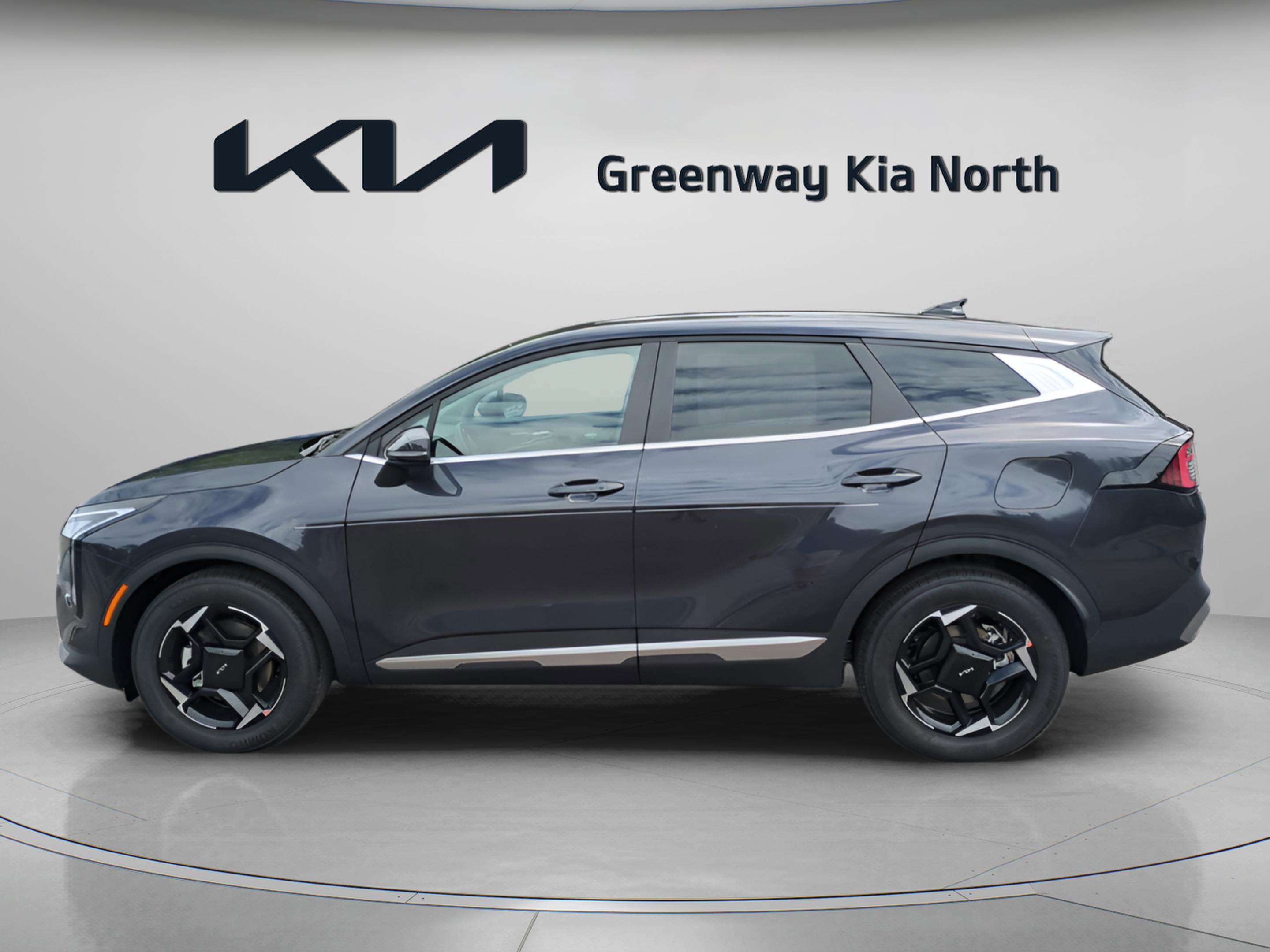 2026 Kia Sportage EX photo 4