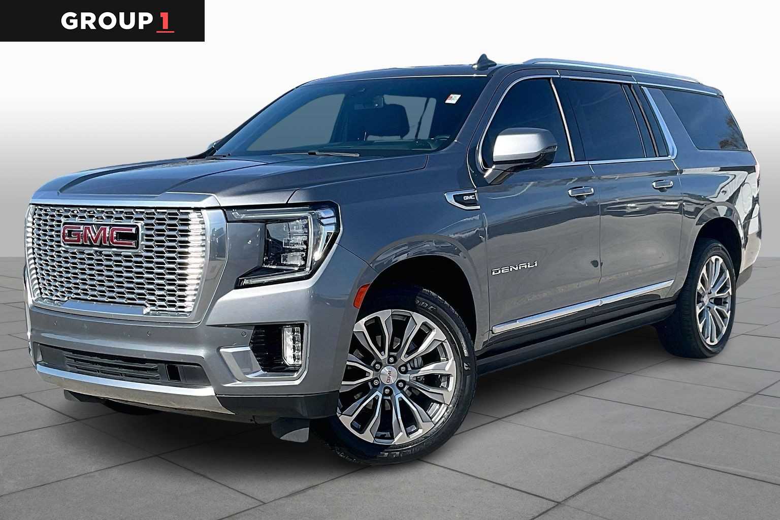 2022 GMC Yukon XL Denali's photo