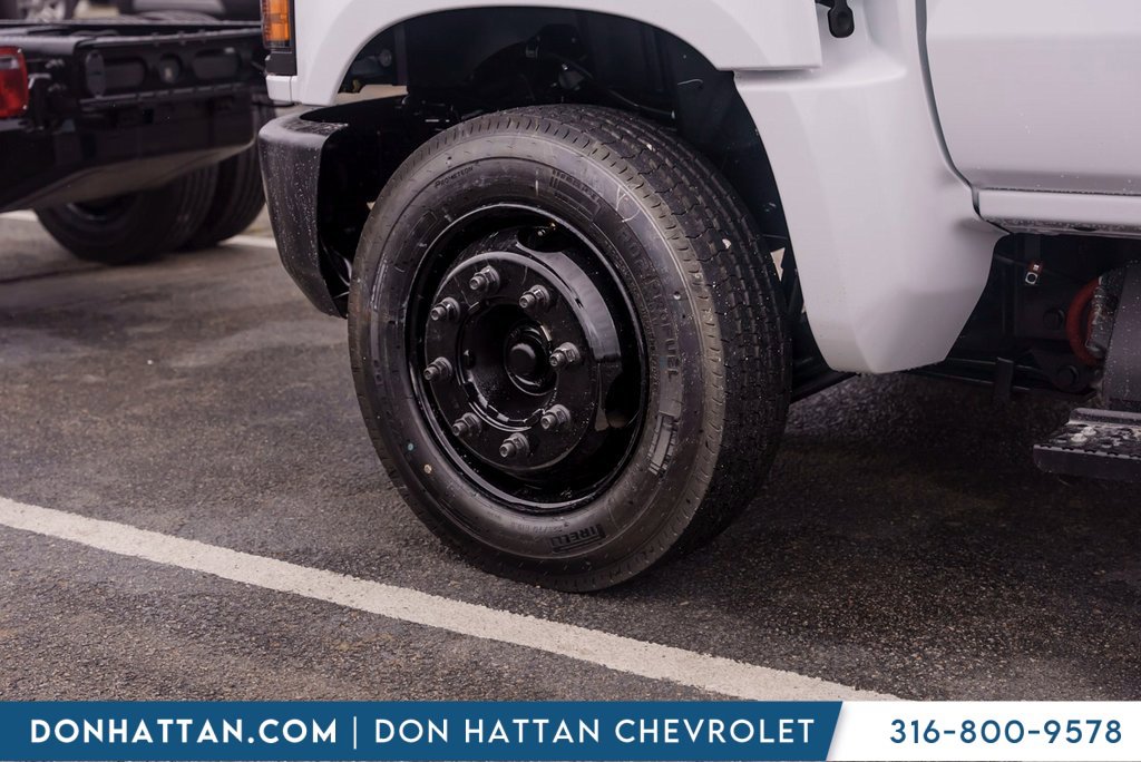 2024 Chevrolet Silverado 4500HD Work Truck photo 28