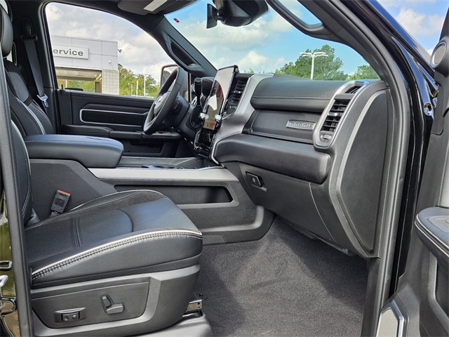 2025 Ram 2500 Laramie photo 16