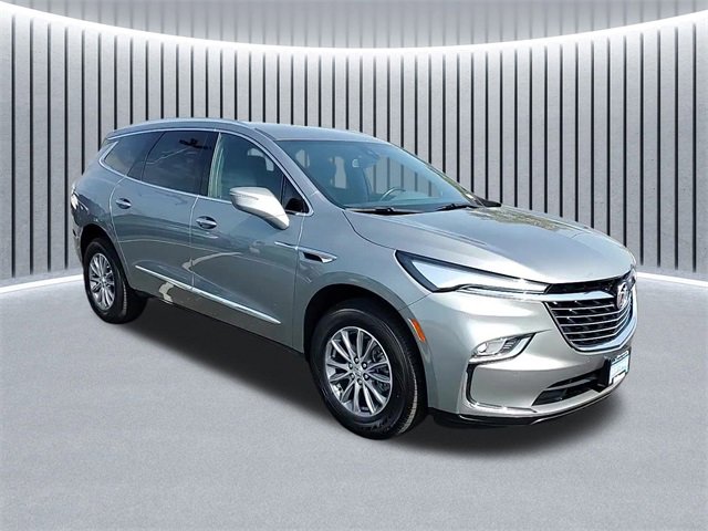 2023 Buick Enclave Essence's photo