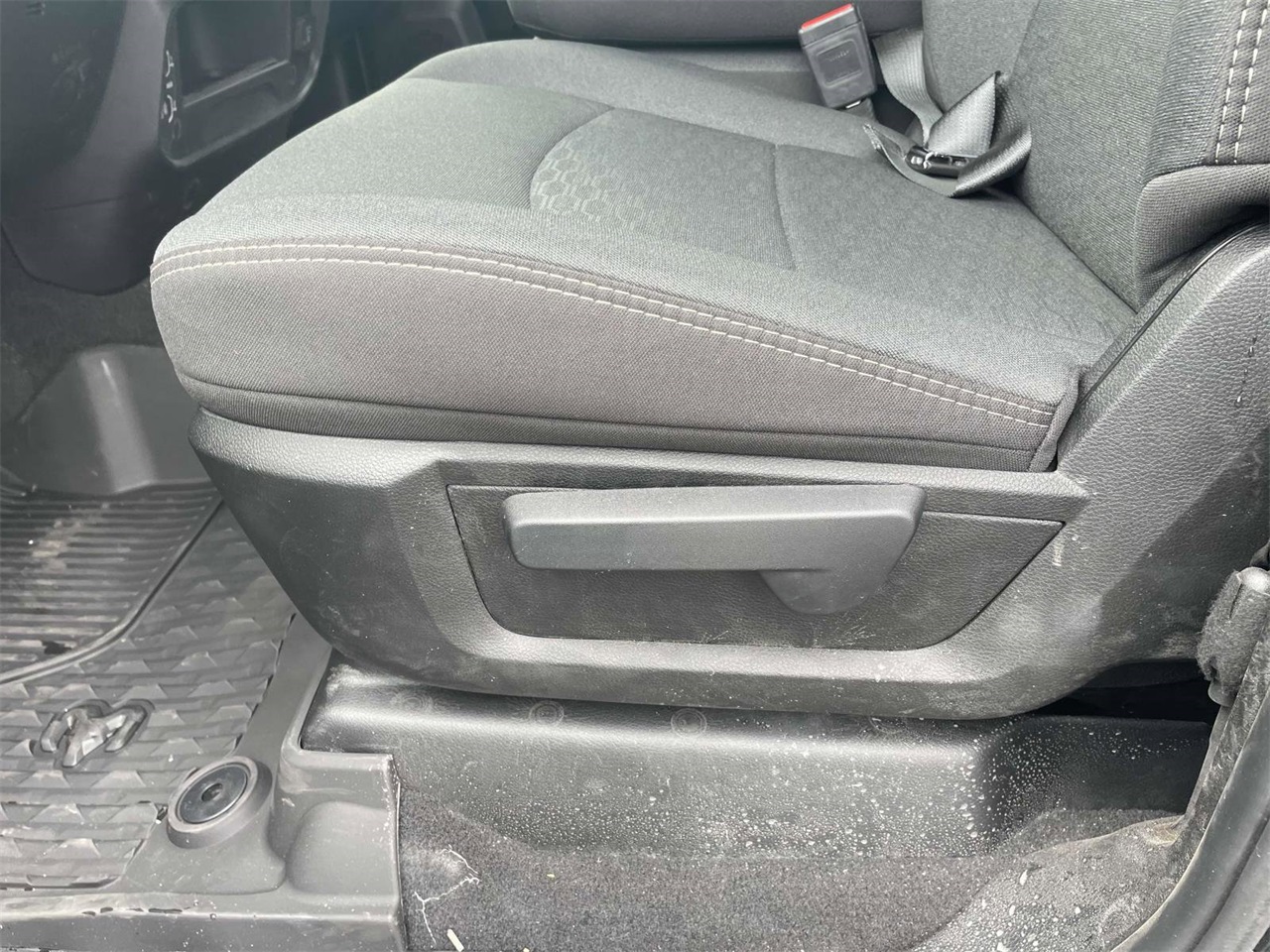 2025 Ram 2500 Tradesman photo 21