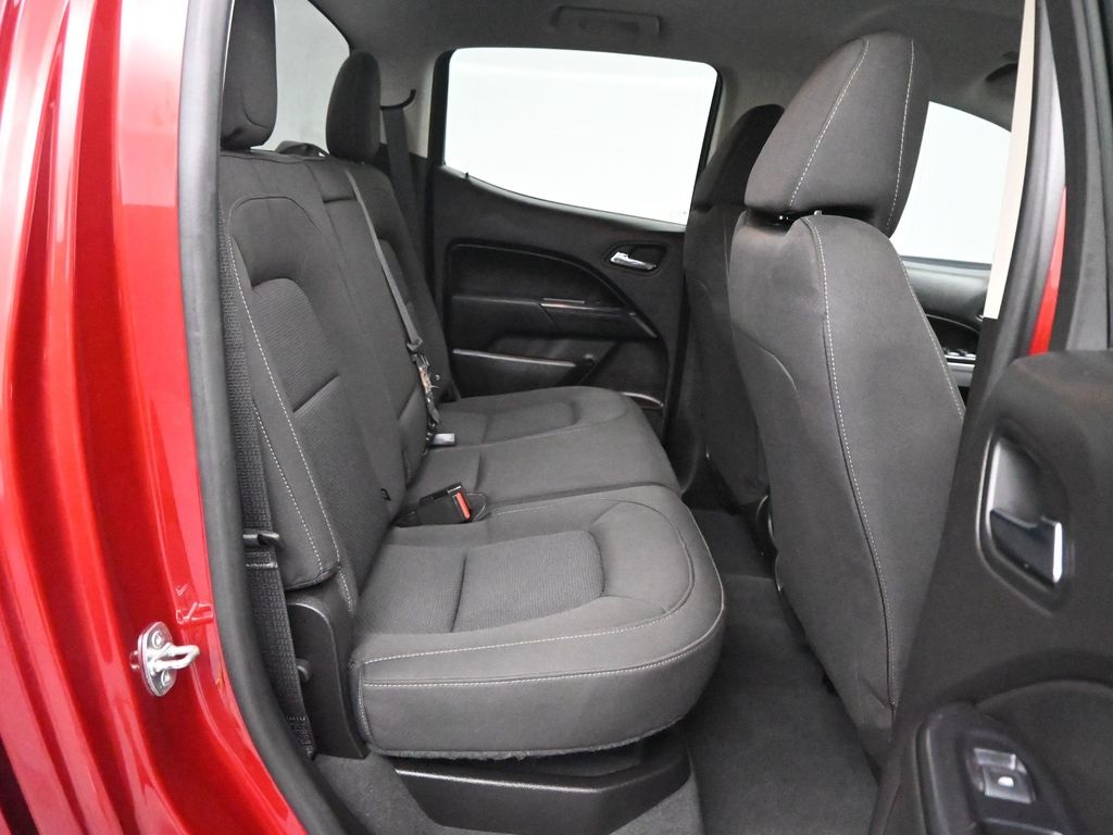 2021 Chevrolet Colorado LT photo 16