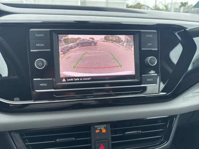 2023 Volkswagen Taos S photo 21