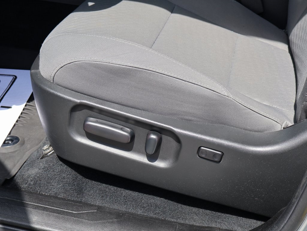 2023 Toyota Tacoma SR5 photo 22