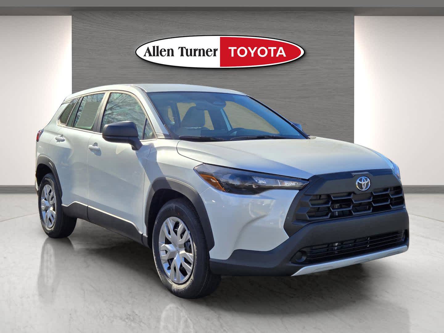 2026 Toyota Corolla Cross L's photo