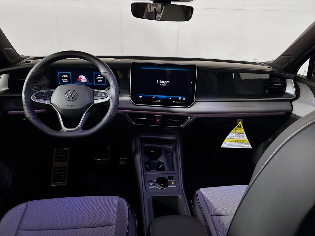 2025 Volkswagen Tiguan SE R-Line Black photo 11