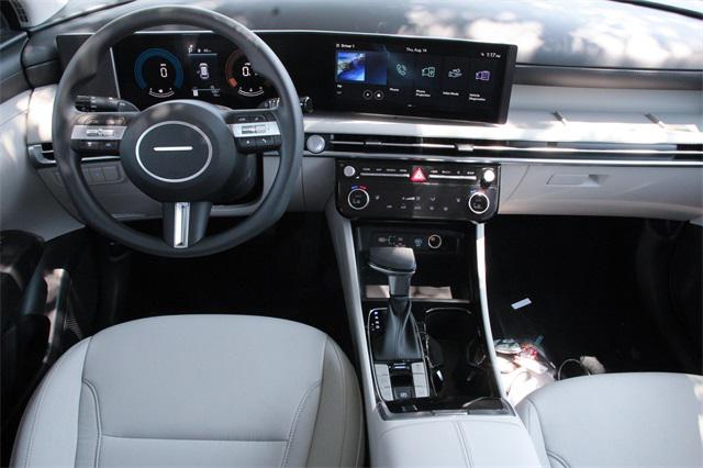 2026 Hyundai Tucson SEL photo 12