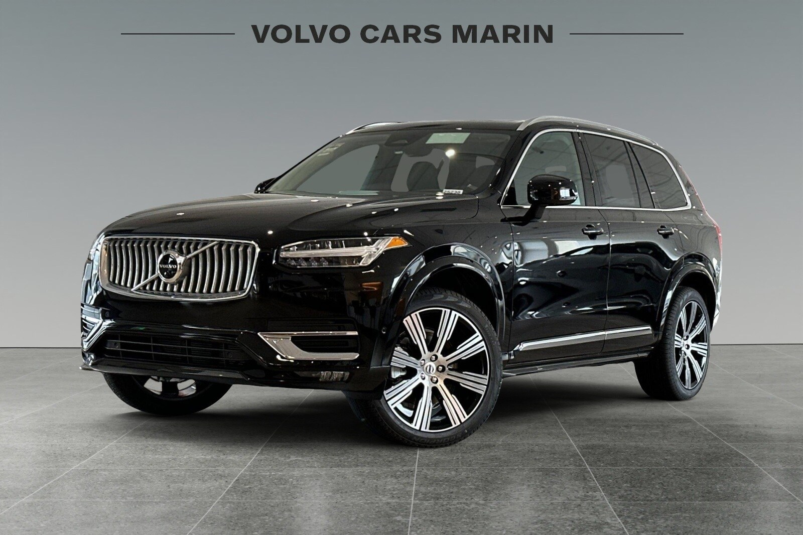 2025 Volvo XC90 Plus's photo