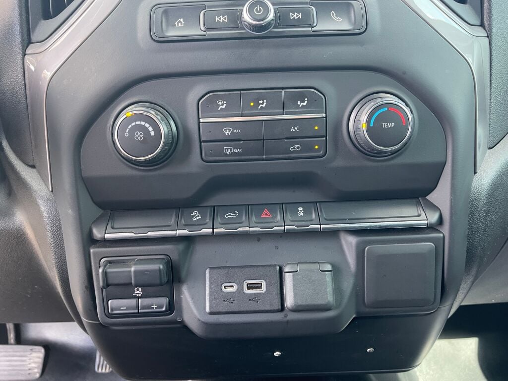 2021 Chevrolet Silverado 1500 Custom Trail Boss photo 11