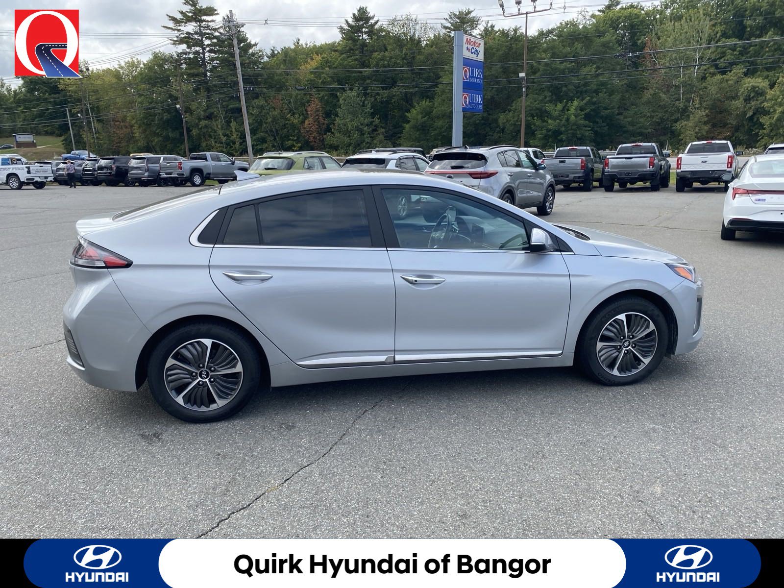 2022 Hyundai Ioniq Plug-In Hybrid Limited photo 4