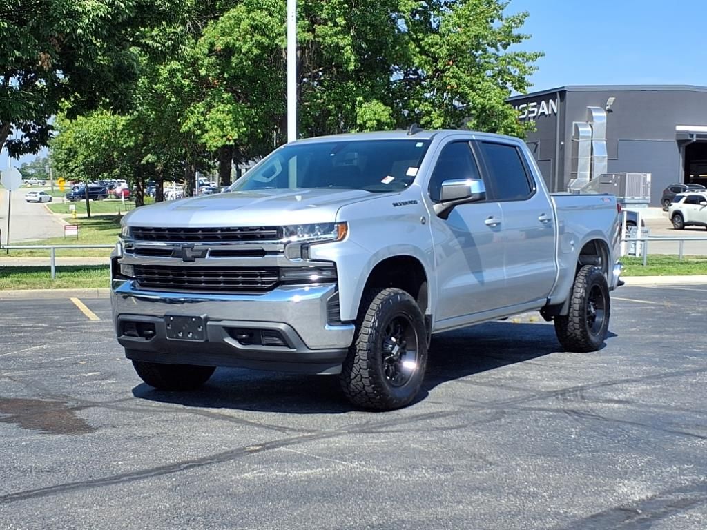 Used 2020 Chevrolet Silverado 1500 LT with VIN 3GCUYDED5LG343030 for sale in Kansas City