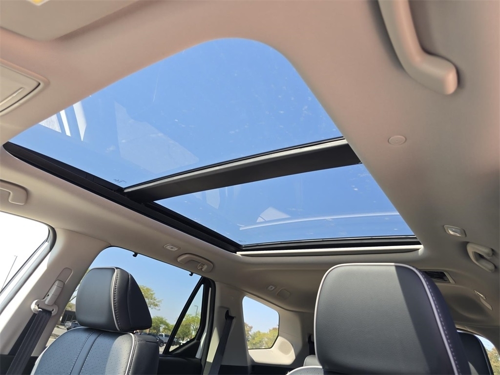 2025 Honda Pilot Elite photo 2