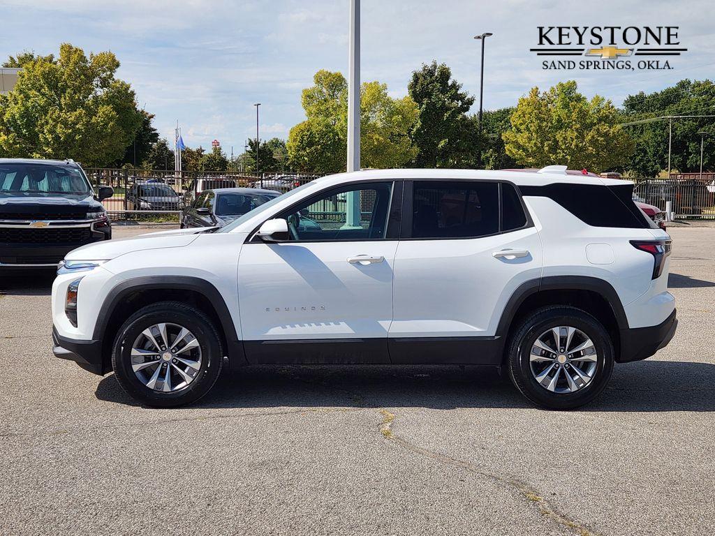 2026 Chevrolet Equinox LT photo 4