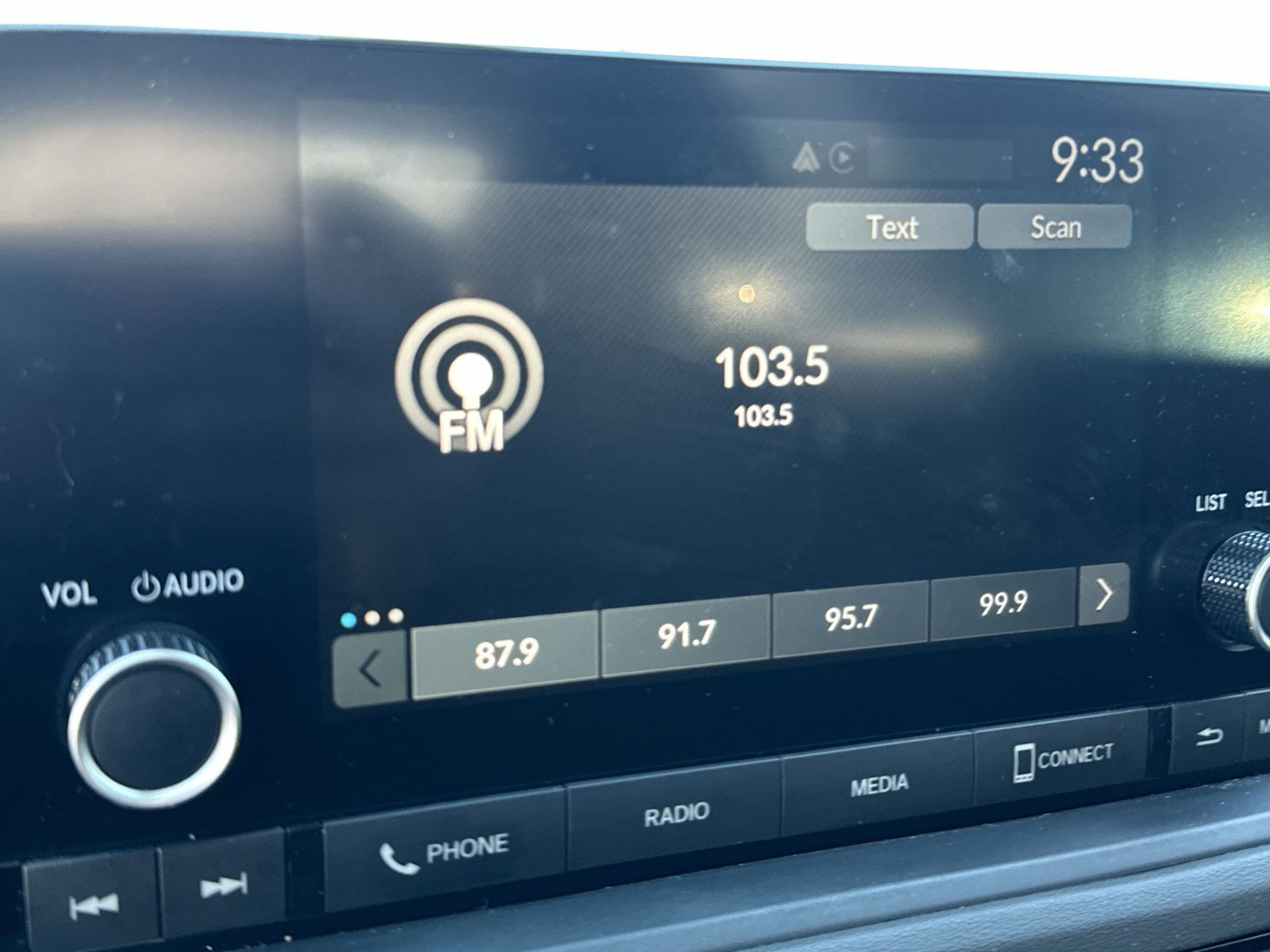2023 Honda Accord LX photo 12