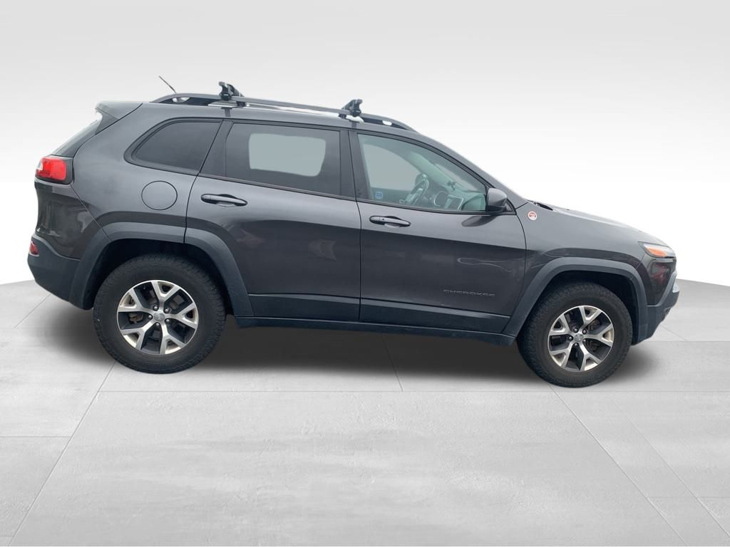2017 Jeep Cherokee Trailhawk photo 14