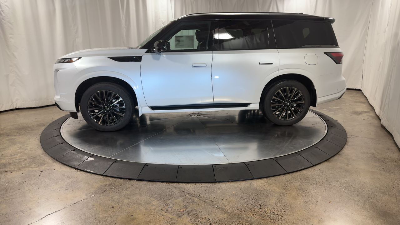 2026 Infiniti QX80 photo 2