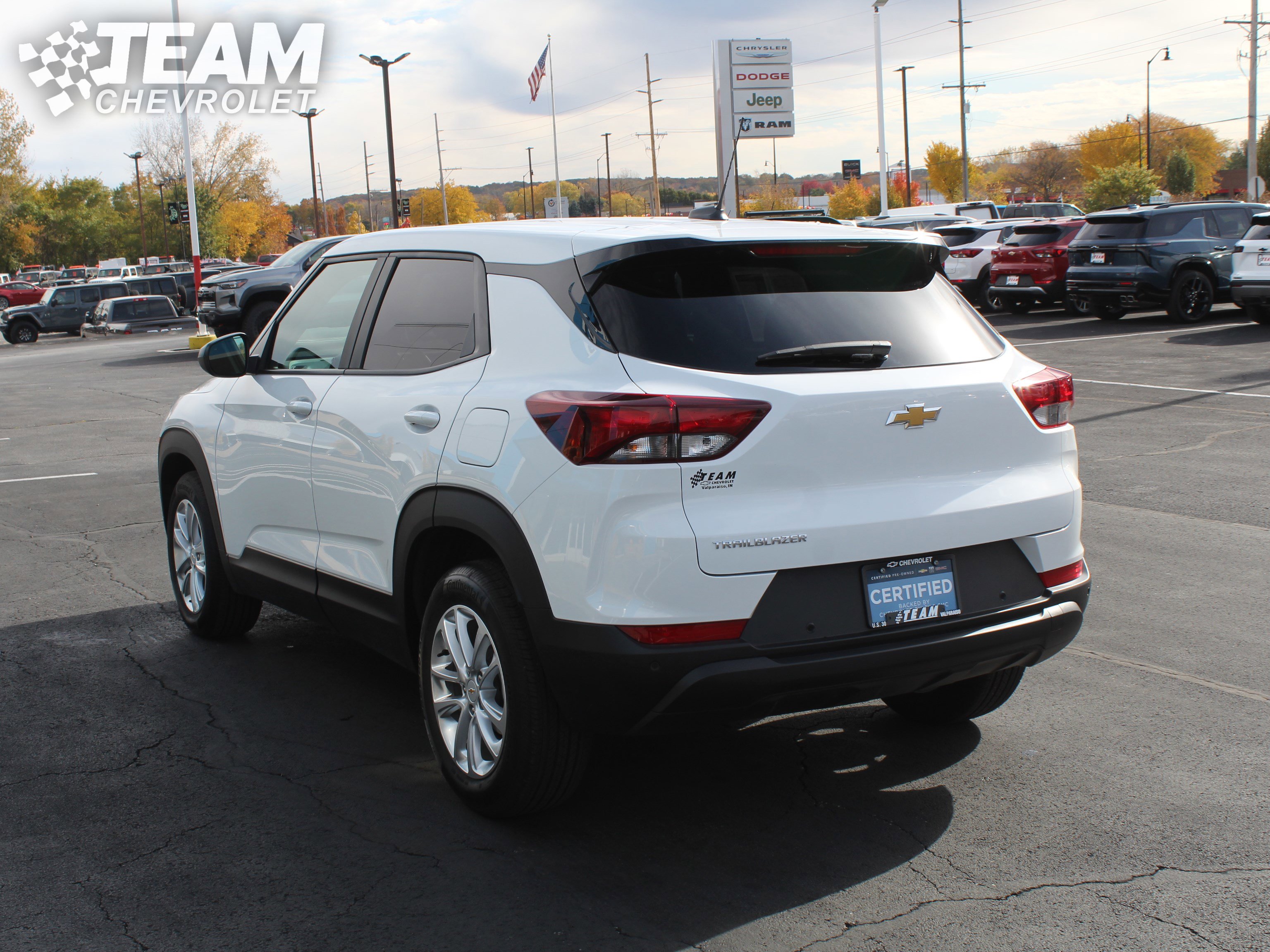 2024 Chevrolet Trailblazer LS photo 4