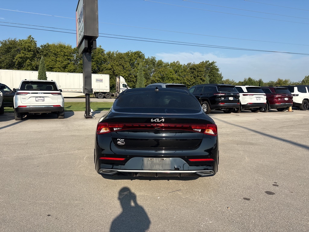 2022 Kia K5 EX photo 4