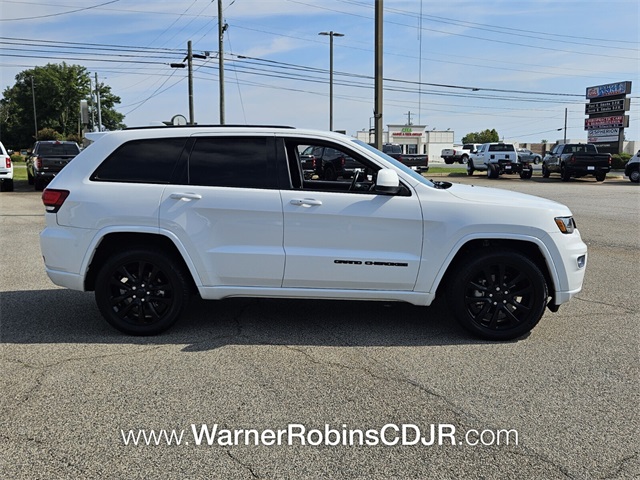2020 Jeep Grand Cherokee Altitude photo 13