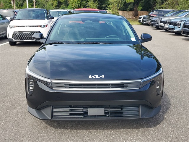 2025 Kia K4 LXS photo 2
