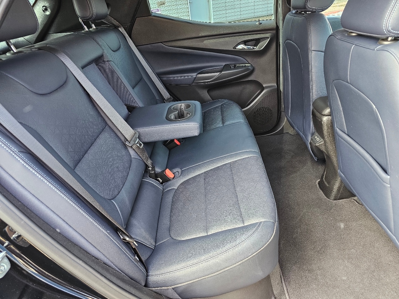 2022 Chevrolet Bolt EUV Premier photo 6