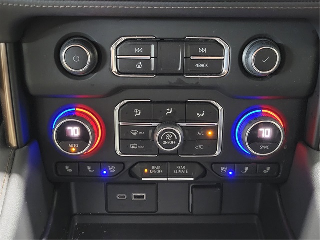 2022 Chevrolet Tahoe High Country photo 19