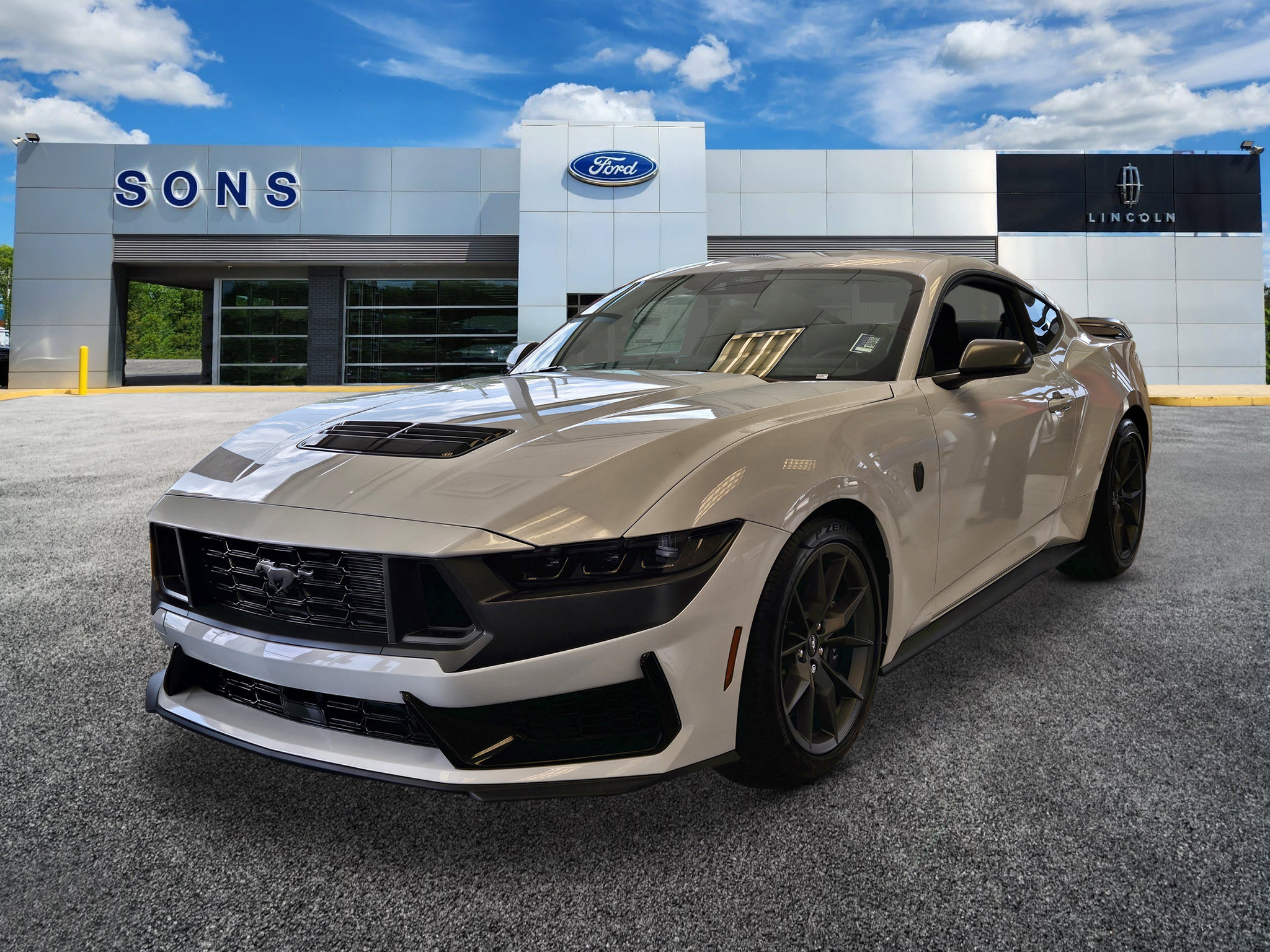 2025 Ford Mustang Dark Horse Premium photo 2