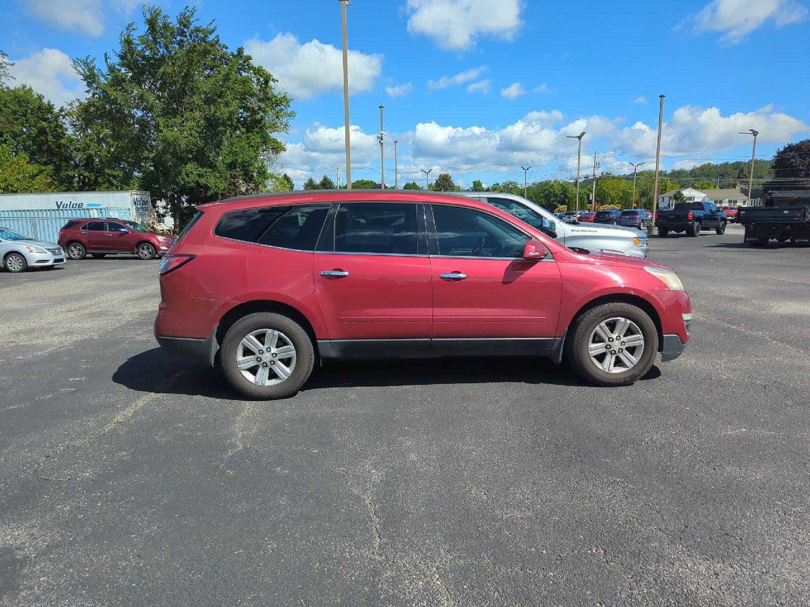 2013 Chevrolet Traverse 2LT photo 4