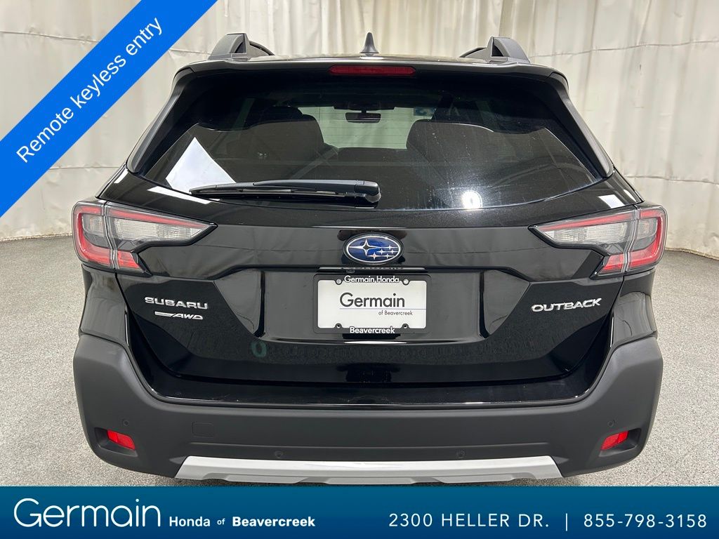 2023 Subaru Outback Limited photo 3