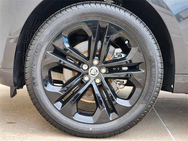 2025 Jaguar F-PACE P250 R-Dynamic S photo 3