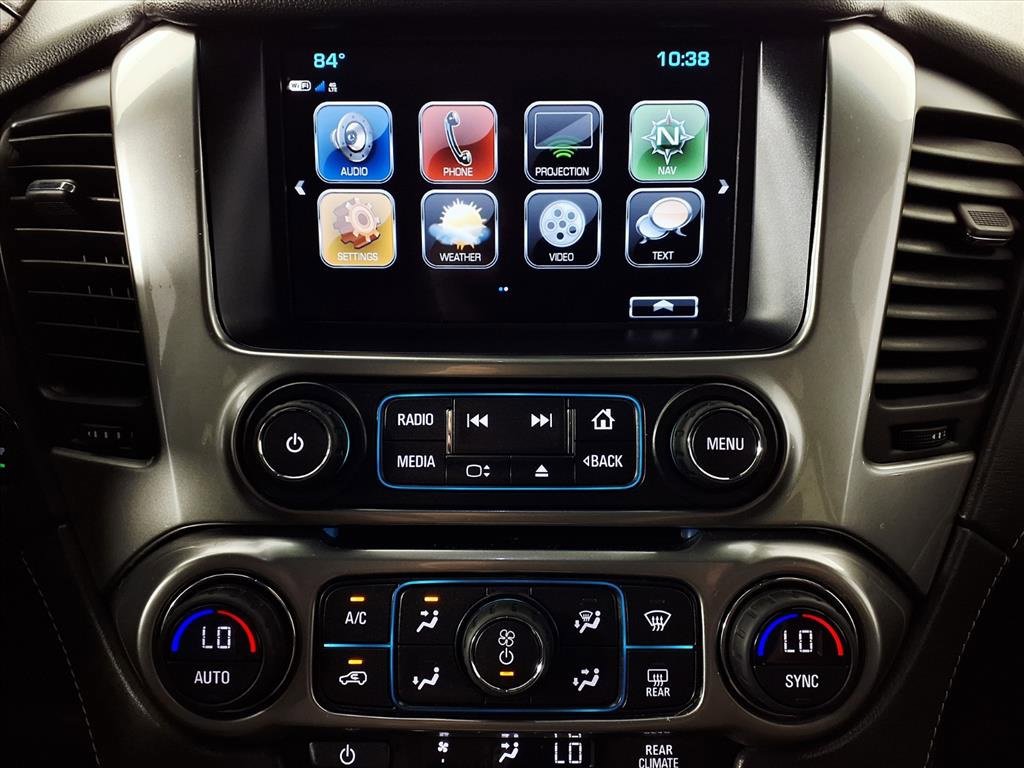 2020 Chevrolet Suburban LT photo 14