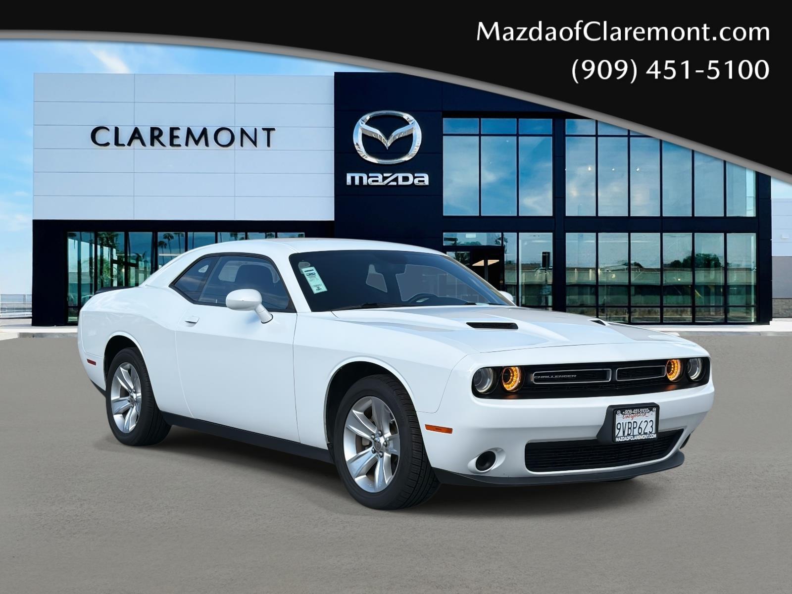 2023 Dodge Challenger SXT's photo