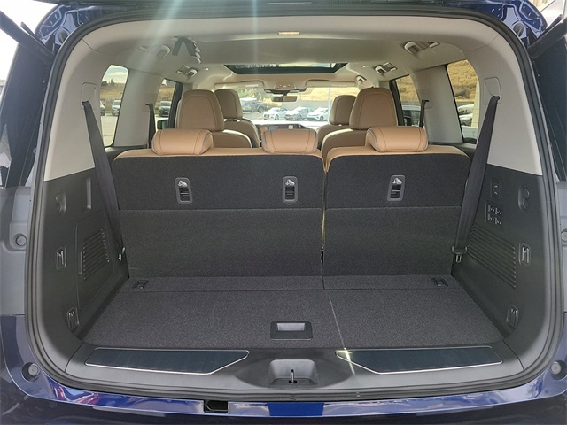 2025 Infiniti QX80 Luxe photo 31