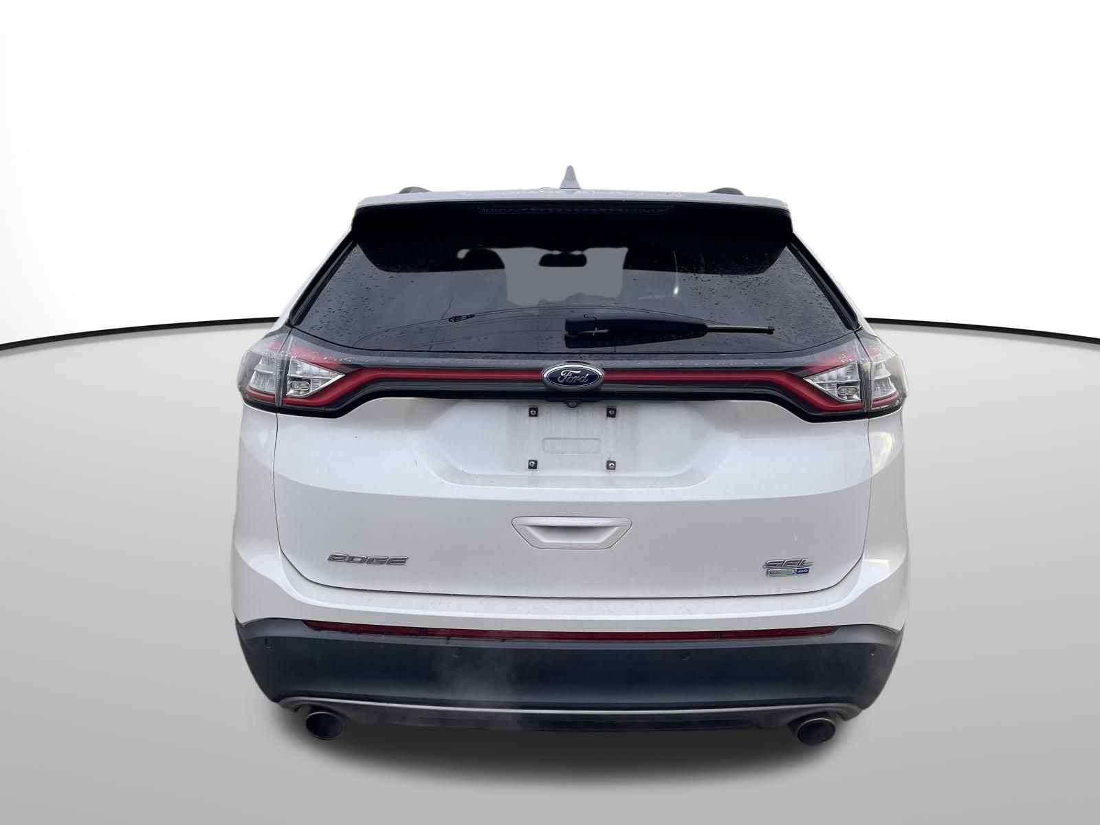2015 Ford Edge SEL photo 2