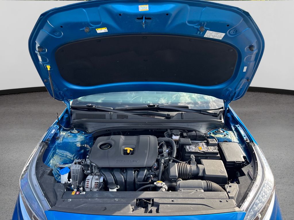 2024 Kia Forte GT-Line photo 12