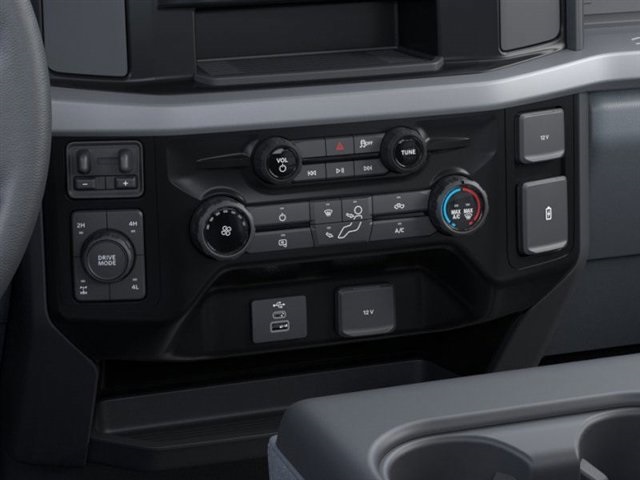 2026 Ford F-350 photo 11