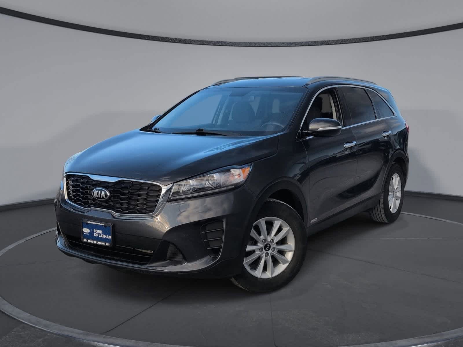 2019 Kia Sorento LX's photo