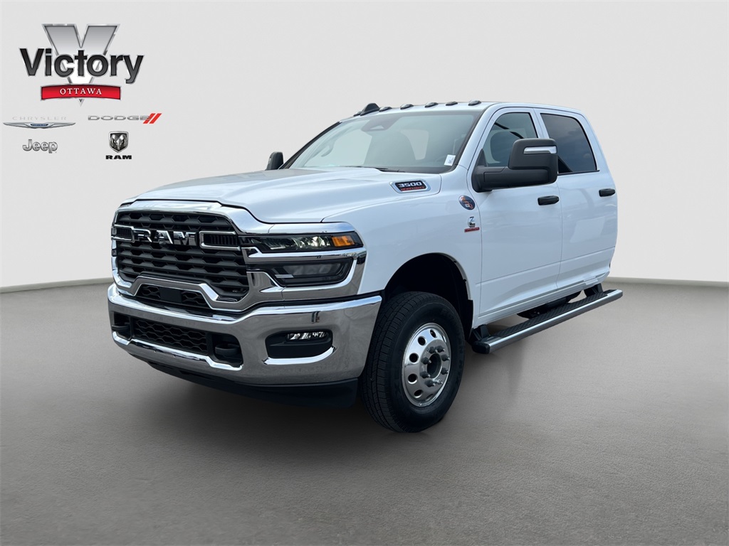 2025 Ram 3500 Tradesman photo 16