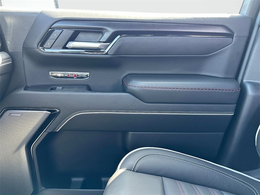 2025 Gmc Sierra 1500 AT4X photo 25