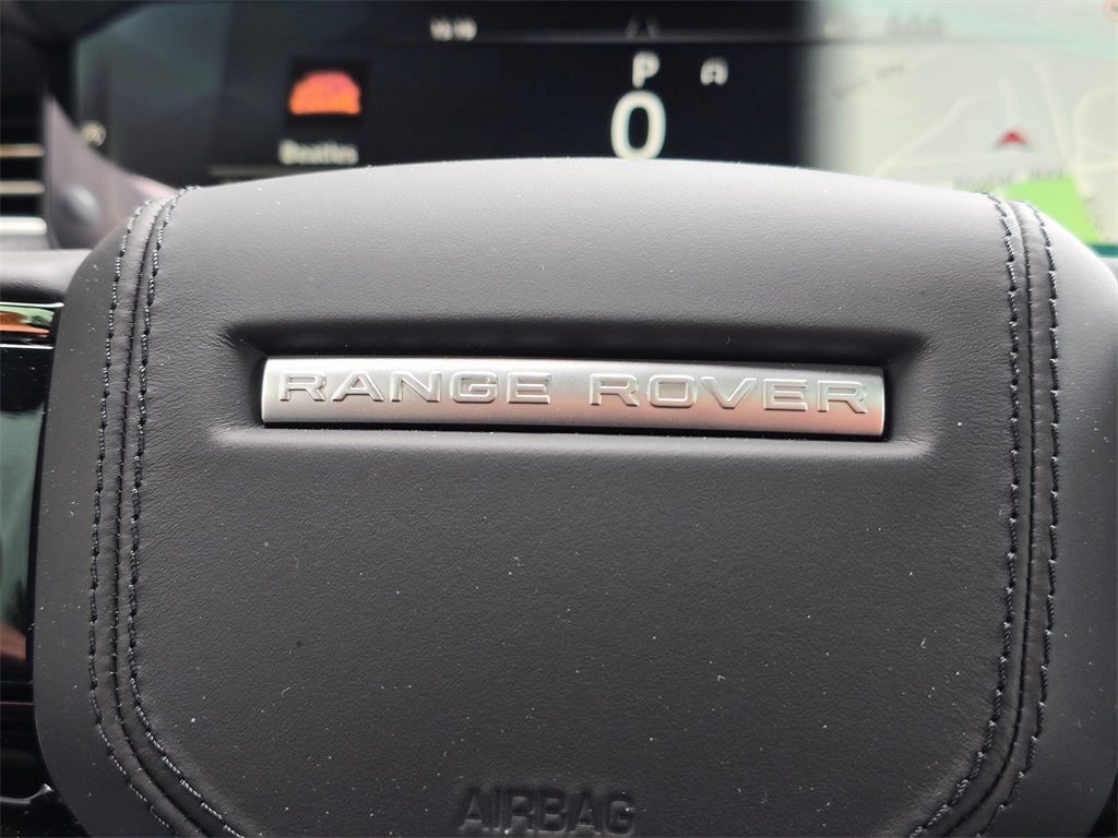 2025 Land Rover Range Rover Sport SE photo 18