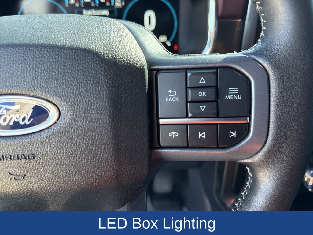 2023 Ford F-150 Lariat photo 18