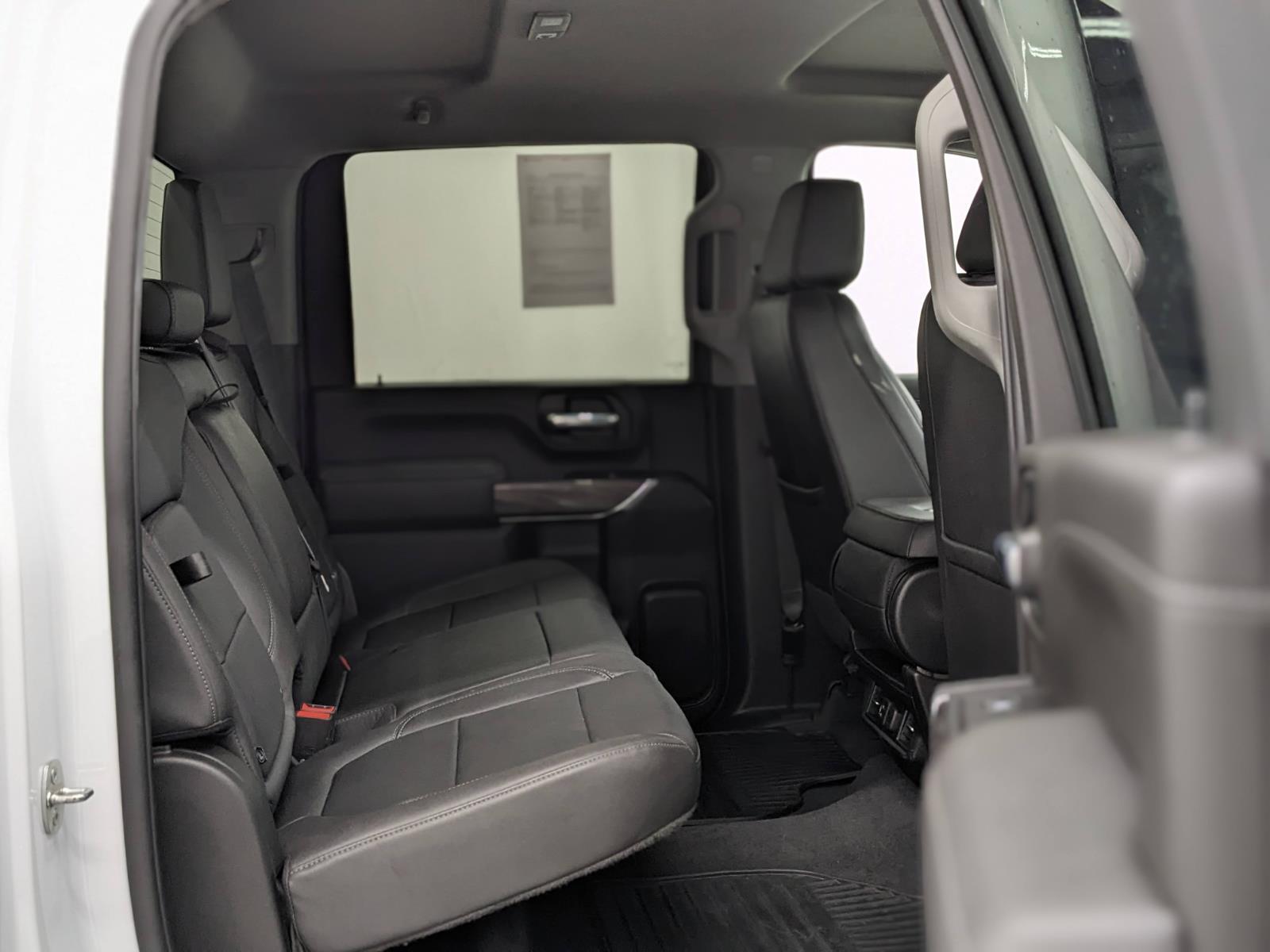 2022 Chevrolet Silverado 2500HD LTZ photo 18