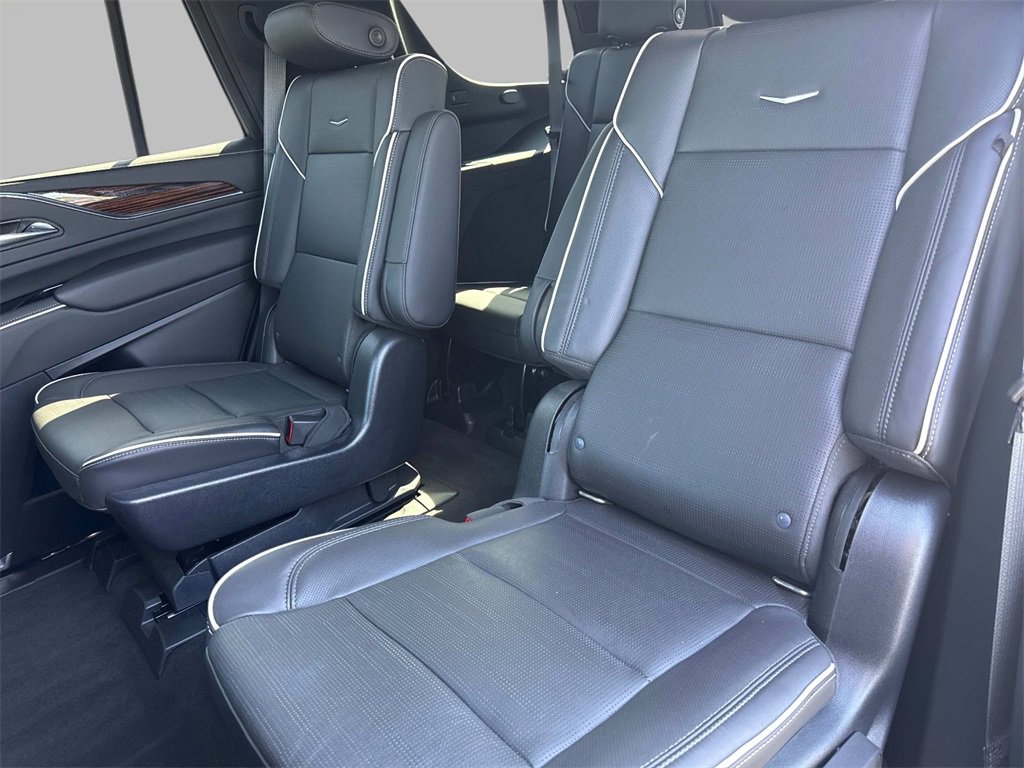 2022 Cadillac Escalade Premium Luxury photo 12