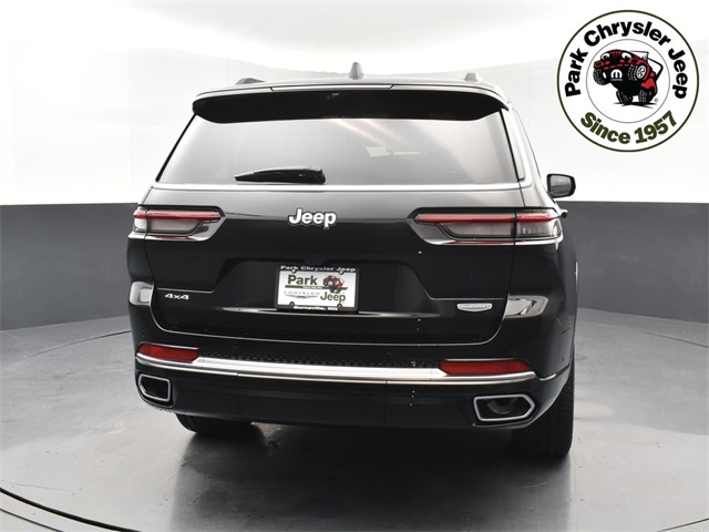 2025 Jeep Grand Cherokee L Summit Reserve photo 4