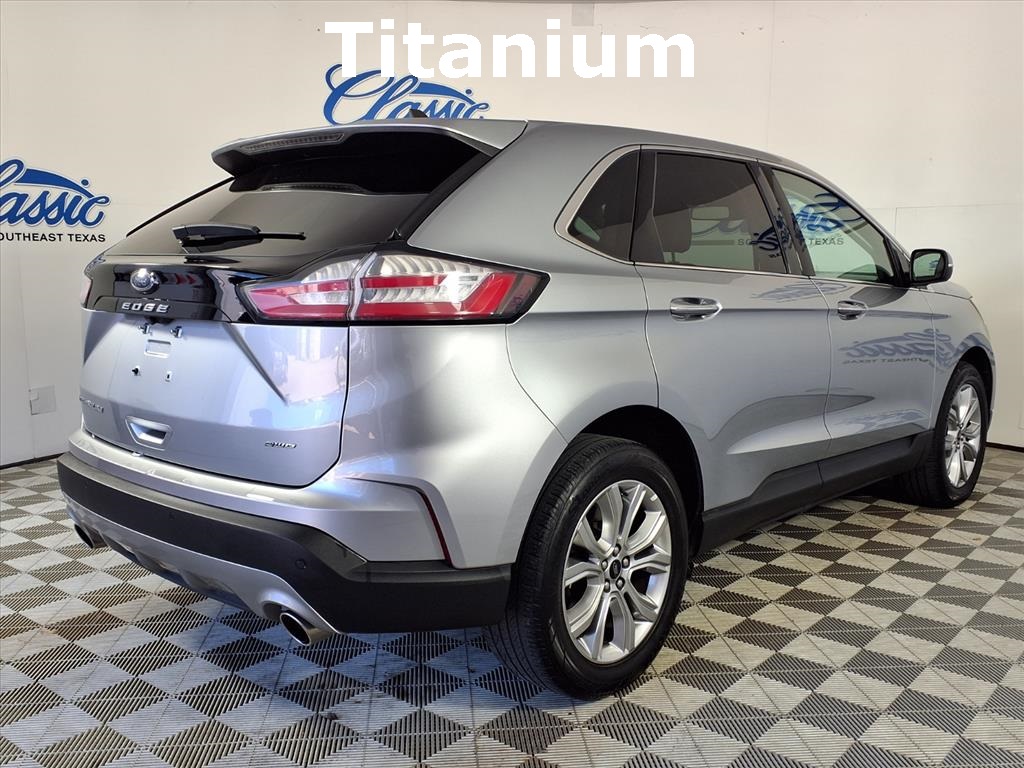 2024 Ford Edge Titanium photo 3